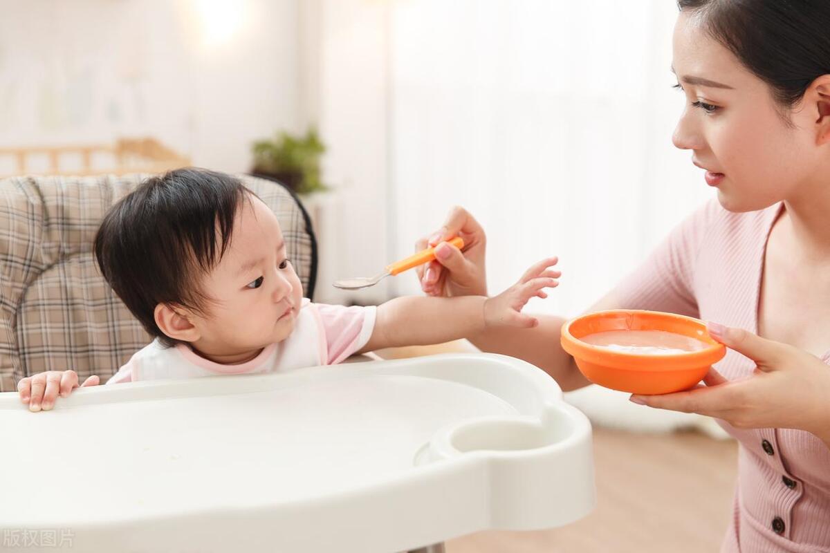 五个月宝宝能否开始进食？